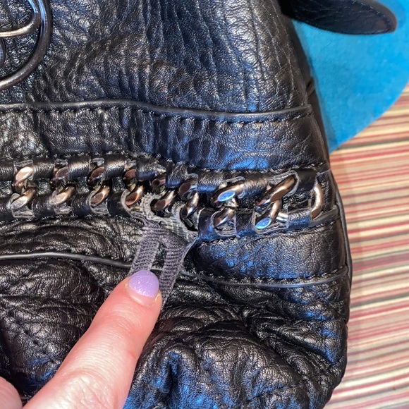 Jessica Simpson Shoulder Bag Chain Detail Black - Picture 9 of 12